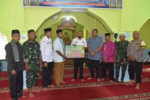 Wagub Audy Joinaldy Kunjungi Masjid Berusia 107 Tahun saat TSR di Pariaman