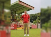 Tanggapi Spesimisme Warganet, Ini Pengakuan Menyentuh Head Coach Semen Padang FC Hendri Susilo