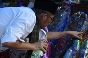 Ingat, Jangan Sampai Ada Makanan Kadaluwarsa! Walikota Padang “Warning” Pedagang Parcel Lebaran