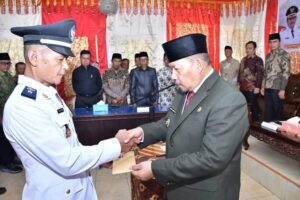 Budi Hartawan Resmi Jabat Walinagari Ampang Gadang, Bupati Agam Titip Kampung Halamanya