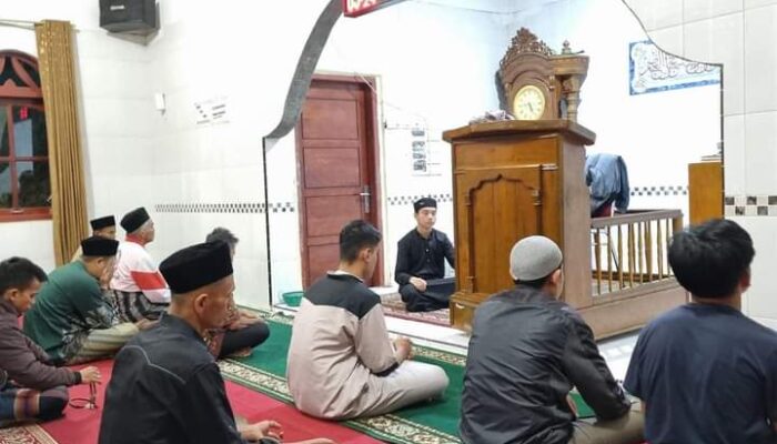 Hebat! MPK dan OSIS SMA 1 Padang Panjang Gelar Safari Dakwah Ramadhan di Masjid