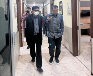 Diresmikan Presiden Jokowi, Dirjen Dikti Cek Progres Pembangunan Kampus Fakultas Kedokteran UNP Bukittinggi