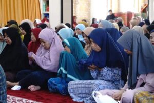 Jelang Idul Fitri, 1.600 Mustahiq di Tanah Datar Terima Zakat Konsumtif Lebaran