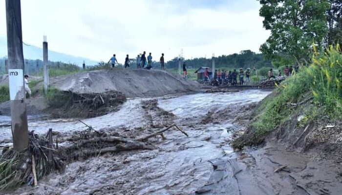 Tanah Datar Dikepung Banjir Lahar Dingin, 5 Kecamatan Berhulu ke Puncak Marapi