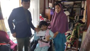 Disambangi PPDI dan Gerkatin Jelang Lebaran, Penyandang Disabilitas di Padang Panjang Terharu