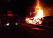 Kebakaran di Guguak Malintang Padang Panjang, Empat Kios dan 1 Rumah Warga Ludes Dilalap Api