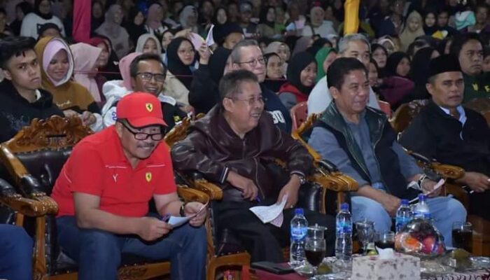 Karni Ilyas Lebaran di Kampung, Hibur Masyarakat Nagari Balingka dengan Permainan KIM