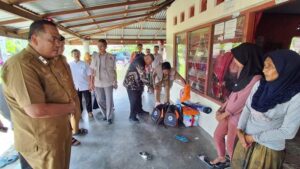 Korban Kebakaran di Desa Punggung Lading Terima Bantuan dari Pemko Pariaman