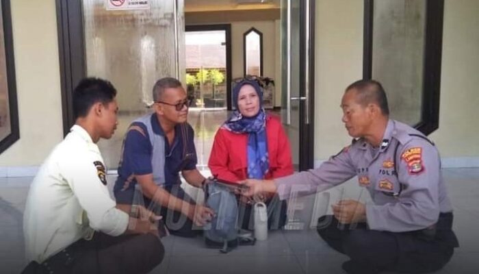 Polisi Lampung Tengah Selamatkan Tas Pemudik Berisi Uang Ratusan Juta Rupiah di Rest Area Tol Trans Sumatera