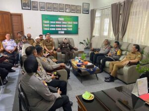 Hari Pertama Masuk Kerja, Pj Walikota Sonny Silaturrahmi dengan Forkopimda Padang Panjang