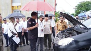 Inspeksi Seluruh Kendaraan Dinas Pasca-Lebaran, Bupati Dharmasraya Temukan 2 Unit Tak Laik Pakai