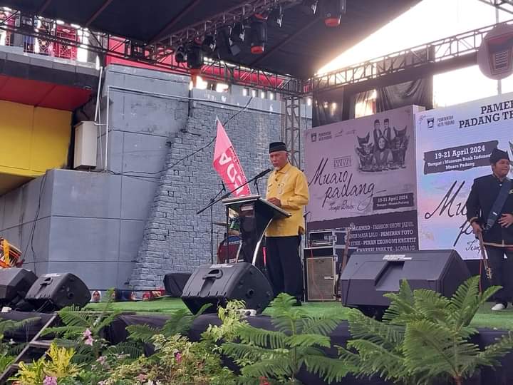 Gubernur Mahyeldi Apresiasi Festival Rakyat Muaro: Ini Bukti Keharmonisan Kota Padang!