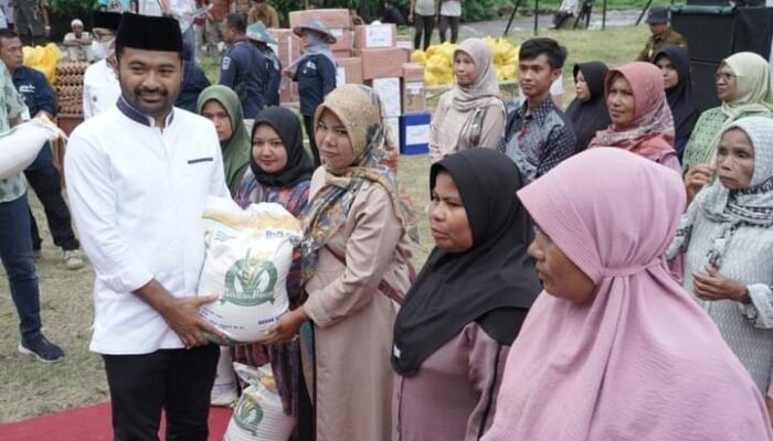 1.730 Keluarga Penerima Manfaat di Nagari Lubuk Gadang Solok Selatan Terima Bantuan Beras Pemerintah