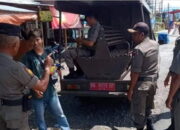 Baru Datang di Padang, Pemuda Pedagang Asongan Ini Langsung Diamankan Satpol PP Gegara Tak Tahu Perda Ibukota