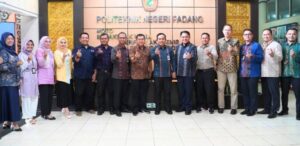 Perkuat Silaturahmi di Hari yang Fitri, Manajemen Bank Nagari Berlebaran ke Politeknik Negeri Padang