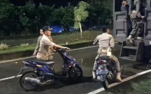 FLASH VIDEO: Empat Unit Motor Diamankan Petugas, Pebalap Liar di Aie Pacah Padang Lari Terbirit-birit