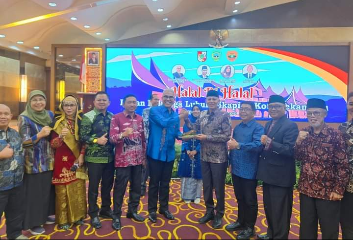 Bupati Pasaman Terharu Kekompakan Perantau IKLS Peduli Bangun Kampung Halaman