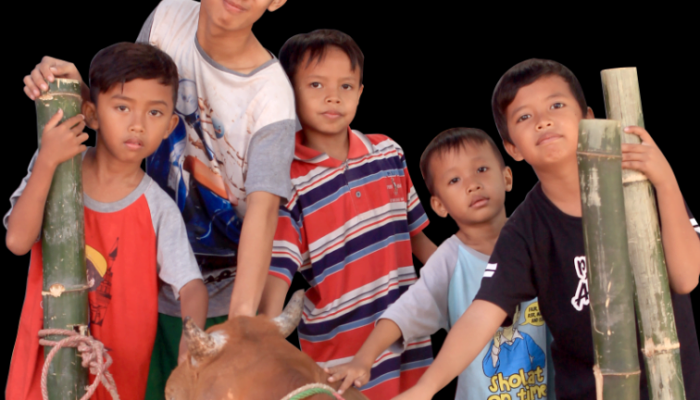 Kurban Bersama Yasmin Lakemba, Berbagi Kebahagiaan dengan Anak Yatim dan Fakir Miskin