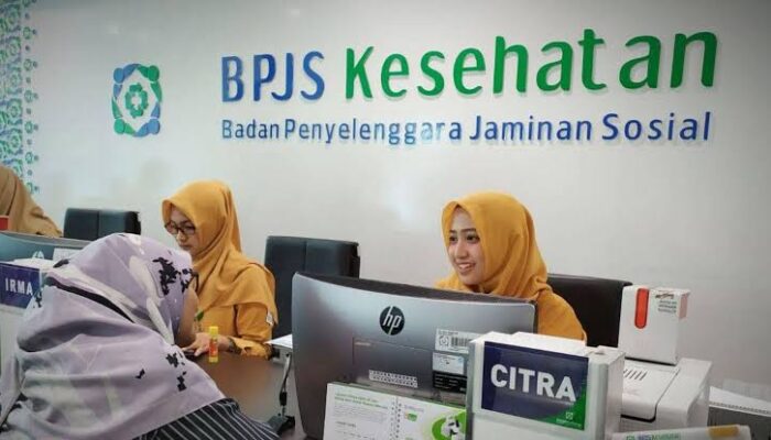 Transporasi Layanan Digital Sukses, Dirut BPJS Kesehatan Dianugerahi Penghargaan “The Most Reputable CEO in Digital Space 2024”