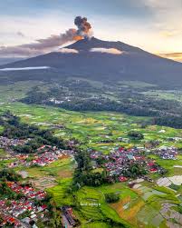 RECOMMENDED: Ini 5 Destinasi Wisata Sumbar Spesial untuk Libur Lebaran Anda 