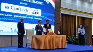 Institut Teknologi Padang Kerjasama Internasional Bidang Riset dan Teknologi dengan CamTech University Cambodia