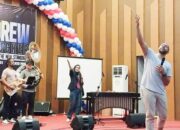 Group Musik Hip-hop Asal Florida Amerika Serikat Tampil Memukau di Gedung Youth Center Padang