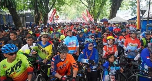 30.000 Lebih Pesepeda dari Berbagai Daerah Meriahkan Gowes Siti Nurbaya Adventure VIII di Padang