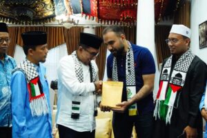 Terima Bantuan dari Tanah Datar, Abu Umar Al Faruq Sampaikan Kondisi Terkini Palestina