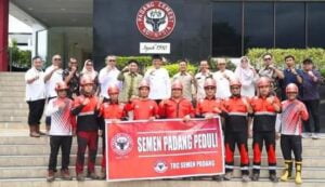 PT Semen Padang Turunkan TRC Bantu Korban Bencana Galodo Agam-Tanah Datar