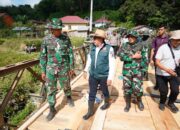Satu Jembatan Bailley Selesai, Bupati Tanah Datar Langsung Kunjungi  Pengungsi di Jorong Aie Mancua