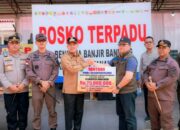 Pemkab dan Forkopimda Pasaman Serahkan Bantuan Bencana Galodo Agam-Tanah Datar