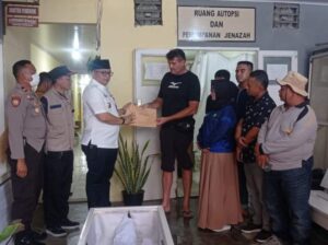 Pj Walikota Padang Lepas Jenazah Wisatawan Perancis Korban Pohon Tumbang di Cottage Sungai Pisang