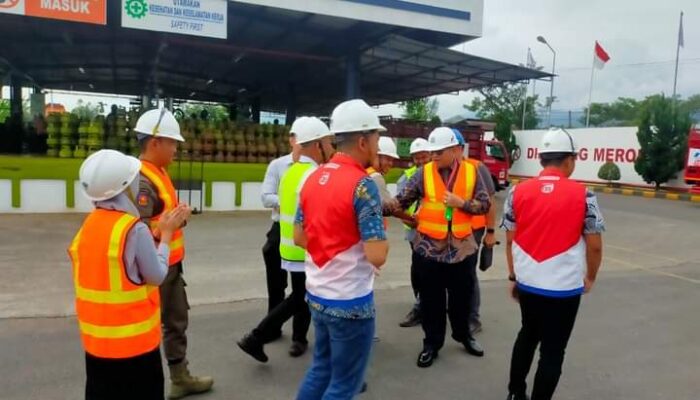 Mendadak! Walikota Padang Masuk SPBE Kroscek Isi Tabung Gas LPG