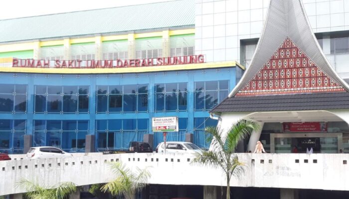 Sulit Dikenali! 3 Mayat Korban Galodo Masih di RSUD Sijunjung, Warga Kehilangan Keluarga Diminta Melapor!