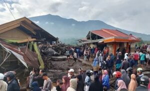BREAKINGNEWS: 15 Korban Meninggal Dunia! Galodo Terjang Agam-Tanah Datar, Jalan Padang-Bukittinggi Putus Total