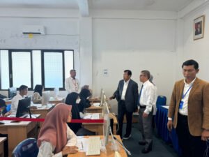Cek SNPMB 2024 Pasca-Galodo, Ketua Majelis Rektor PTN Indonesia Tinjau UTBK-SNBT di ISI Padang Panjang