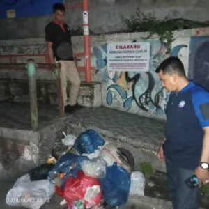 Tak Ada Jeranya, Pol PP Padang Kembali OTT Empat Pelaku Pembuang Sampah di Jalan Adinegoro Tabing
