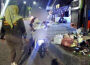 Tadi Malam, 7 Warga Padang Ditangkap Satpol PP Karena Buang Sampah Sembarangan