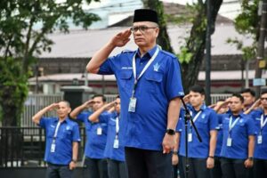 Dirum Perumda AM Kota Padang Ingatkan Karyawan Saling Bahu Membahu Tuntaskan Pekerjaan