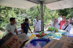 Pemko Sawahlunto Gelar Operasi Pasar Sembako di Desa Muaro Kalaban dan Silungkang Duo