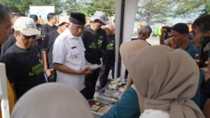 Gubernur Mahyeldi Apresiasi Program PLN Sumbar Membina UMKM dalam Pengolahan Sampah
