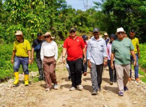Program Padat Karya Buka Jalan Baru di Kampung Kandang Dama Bungus Timur
