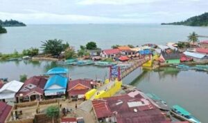 Meski di Kawasan “Blank Spot”, Warga Sungai Pisang Semangat Ikut Aktivasi KTP Digital