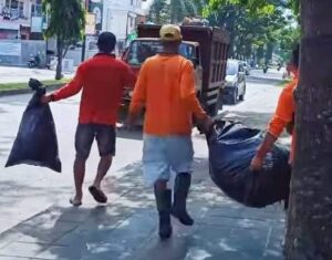 Mulai 8 Juli, Pembuang Sampah Sembarangan di Padang Didenda Rp5 Juta atau 3 Bulan Penjara