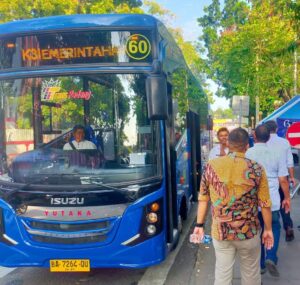 Siapkan Bus Listrik untuk Kota Padang, Shenzhen Bus Group Asal China Cek Jalur Bus Trans Padang