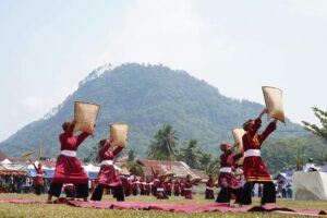 Keren! Bangkitkan Nilai Adat Budaya, Perantau Apresiasi Progul Satu Iven Satu Nagari di Tanah Datar