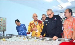 Diresmikan Pj. Walikota Andree Algamar, Laboratorium Air Perumda AM Kota Padang Terbuka untuk Umum