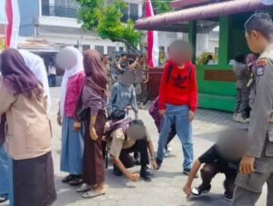 Asyik Main Domino saat Jam Sekolah, 28 Siswa Digelandang Petugas Pol PP Padang