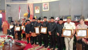 Ada Mahyeldi! Berikut 12 Tokoh Penerima Pin Emas HJK Padang Ke-355 Tahun