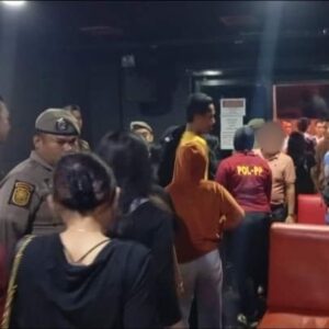 7 Pengunjung Diamankan, Pemilik Cafe Karaoke Diproses Karena Buka Hingga Subuh